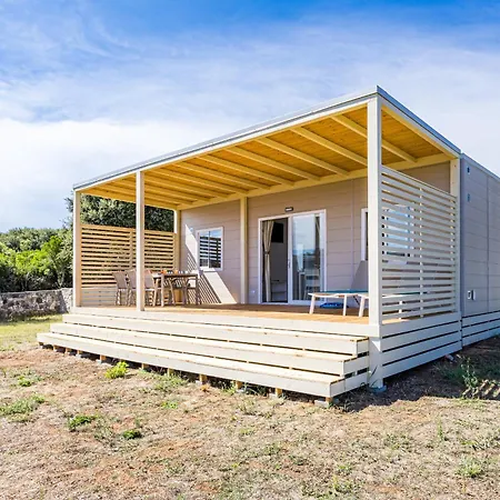 Magical Mobile Homes In The Heart Of Nature - Vala Romana * Pjescana Uvala